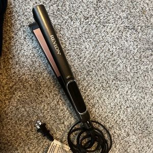 Revlon Hair Straightener